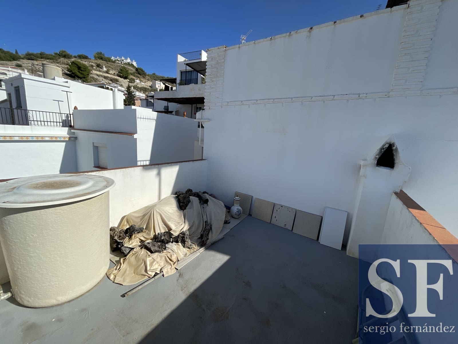 Casa de 2 habitaciones en Cómpeta en venta - 129.000 € (Ref: 8671332)