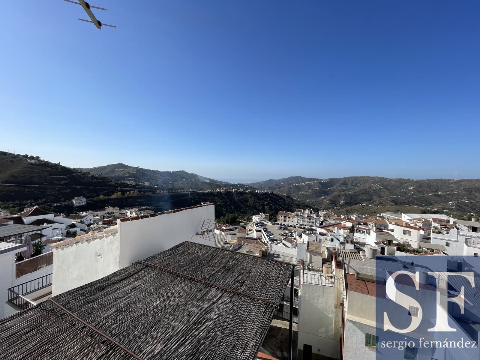 Casa de 2 habitaciones en Cómpeta en venta - 129.000 € (Ref: 8671332)