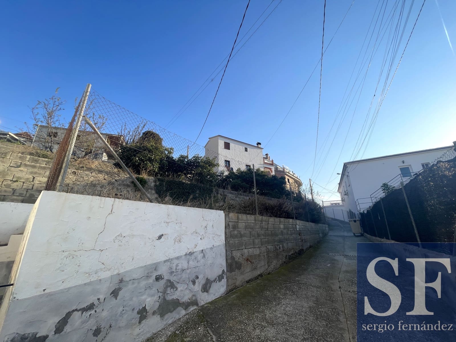 Grunde uden byggetilladelser til salg i Canillas de Albaida - € 120.000 (Ref: 8708547)