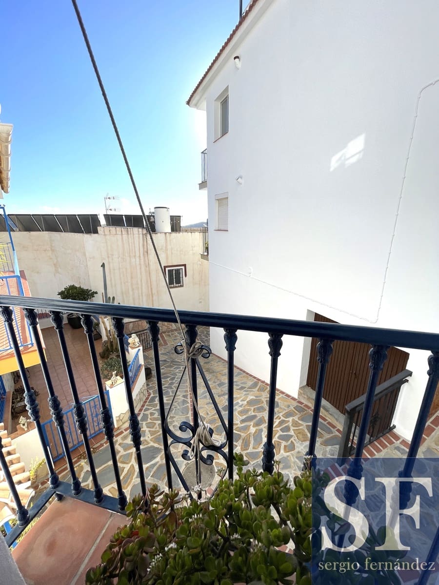 2 bedroom Townhouse for sale in Canillas de Albaida - € 129,000 (Ref: 8762750)