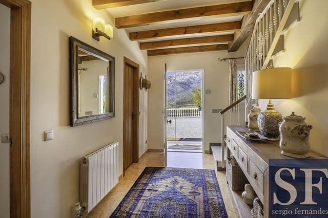 4 sovrum Villa till salu i Canillas de Albaida med pool garage - 1 200 000 € (Ref: 8960854)