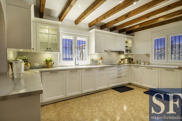 4 sovrum Villa till salu i Canillas de Albaida med pool garage - 1 200 000 € (Ref: 8960854)