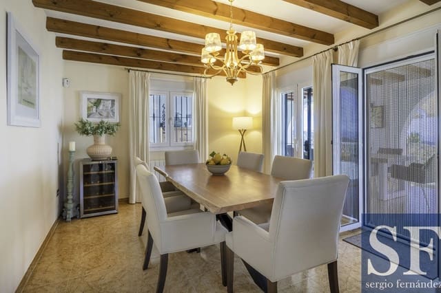 4 sovrum Villa till salu i Canillas de Albaida med pool garage - 1 200 000 € (Ref: 8960854)