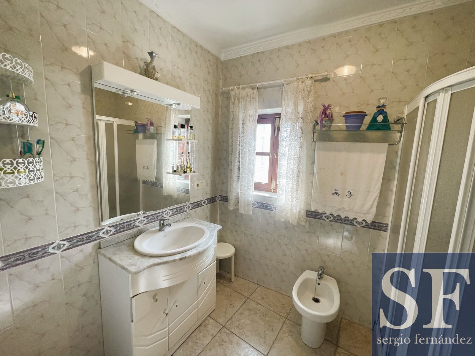 3 soveværelse Byhus til salg i Canillas de Albaida - € 169.000 (Ref: 8960857)