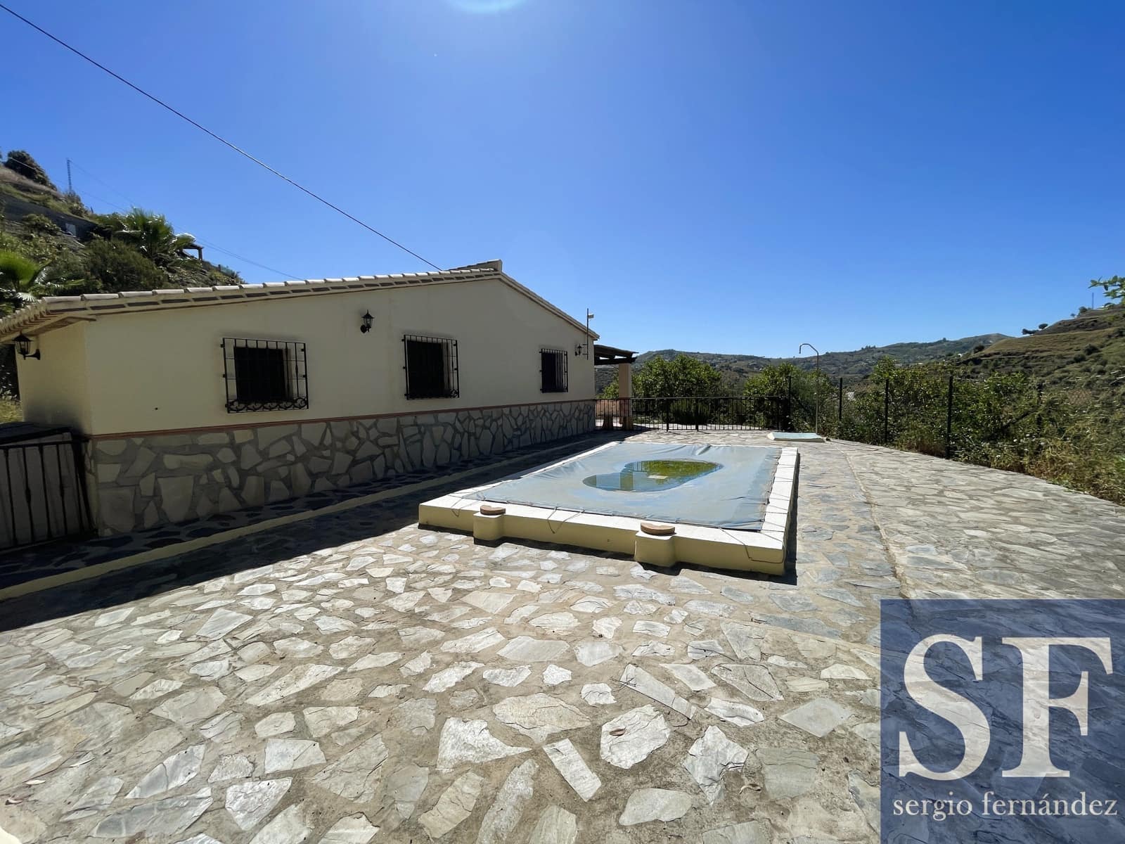 3 soveværelse Villa til salg i Archez med swimmingpool - € 320.000 (Ref: 9006643)