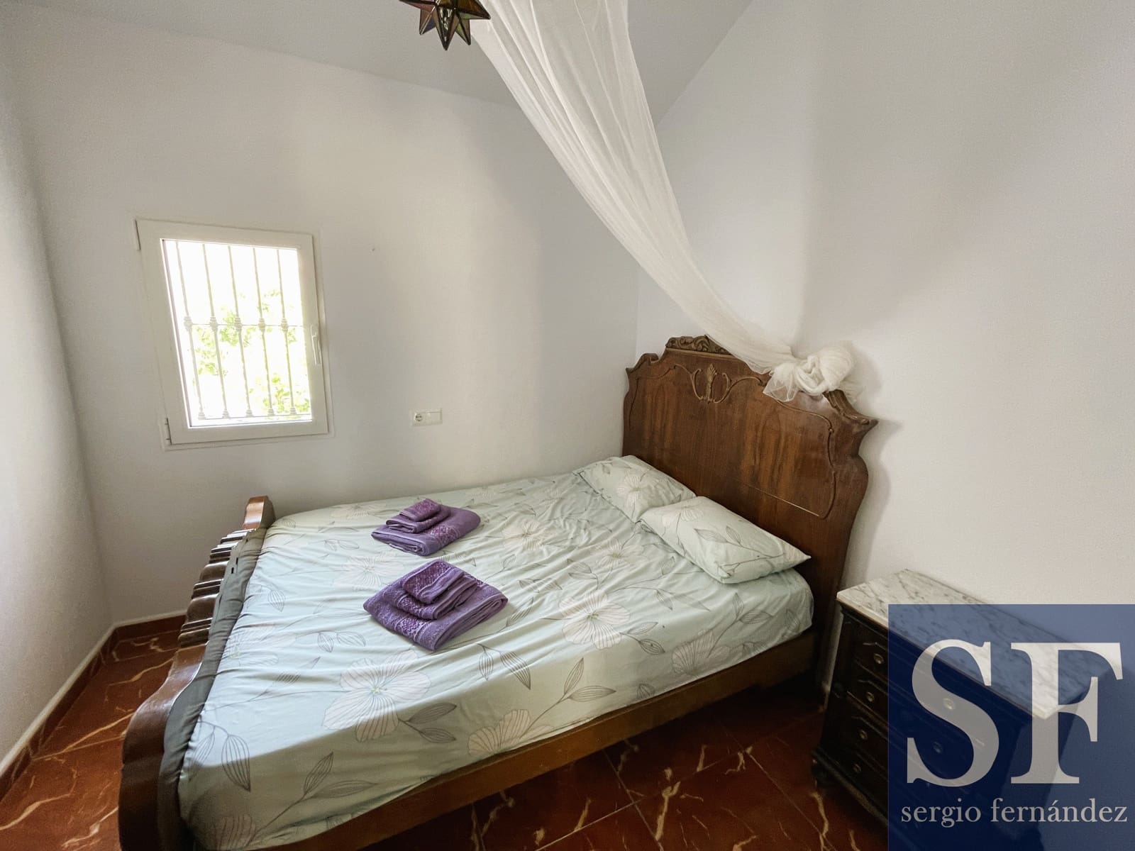 3 soveværelse Villa til salg i Sayalonga med swimmingpool - € 299.000 (Ref: 9036046)