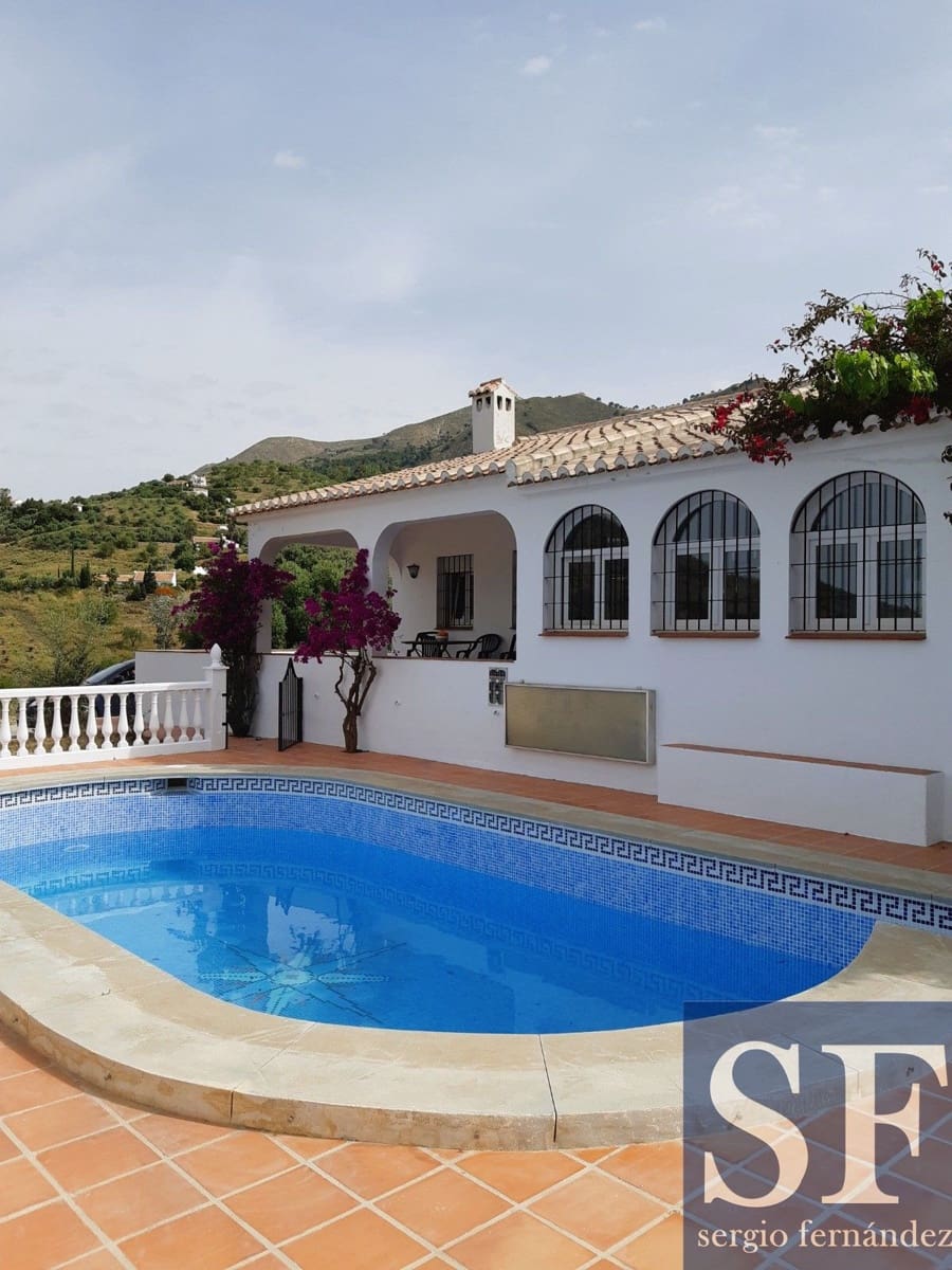 5 soveværelse Villa til salg i Competa med swimmingpool garage - € 395.000 (Ref: 9073837)