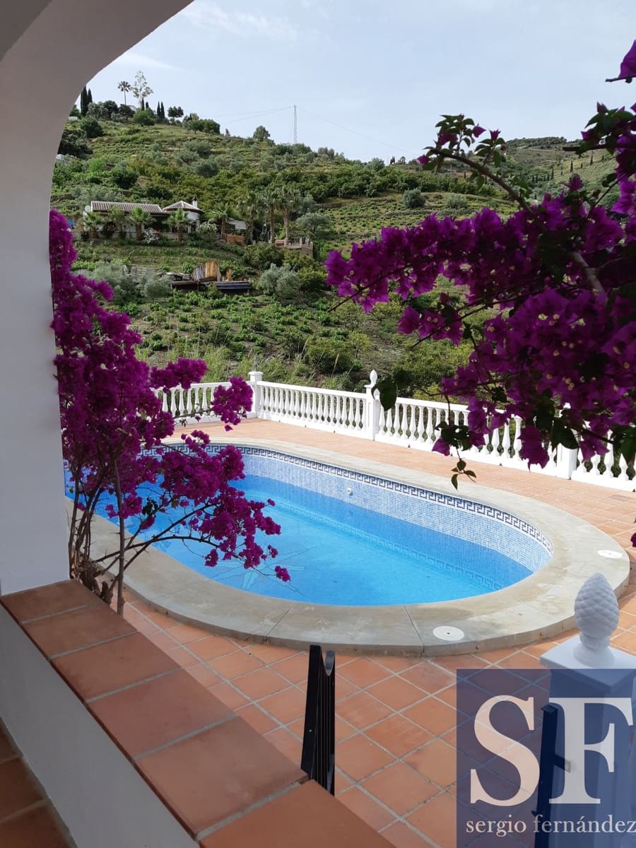 5 soveværelse Villa til salg i Competa med swimmingpool garage - € 395.000 (Ref: 9073837)