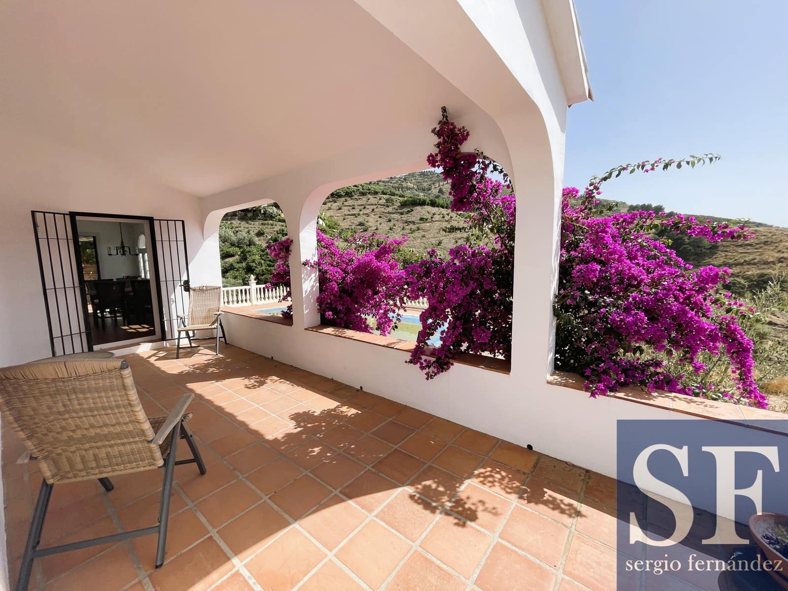 5 soveværelse Villa til salg i Competa med swimmingpool garage - € 395.000 (Ref: 9073837)