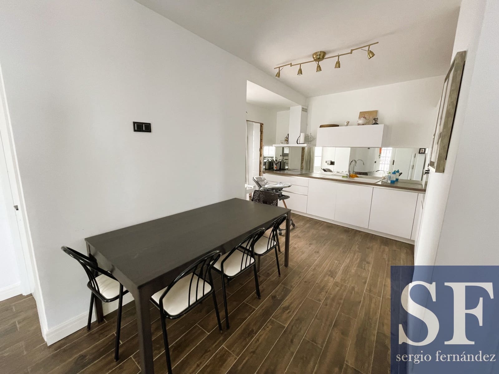 3 soveværelse Byhus til salg i Corumbela - € 220.000 (Ref: 9101518)