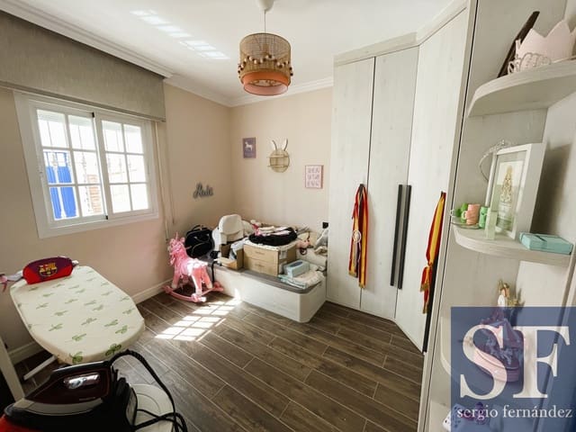 3 soveværelse Byhus til salg i Corumbela, Sayalonga - € 220.000 (Ref: 9101518)