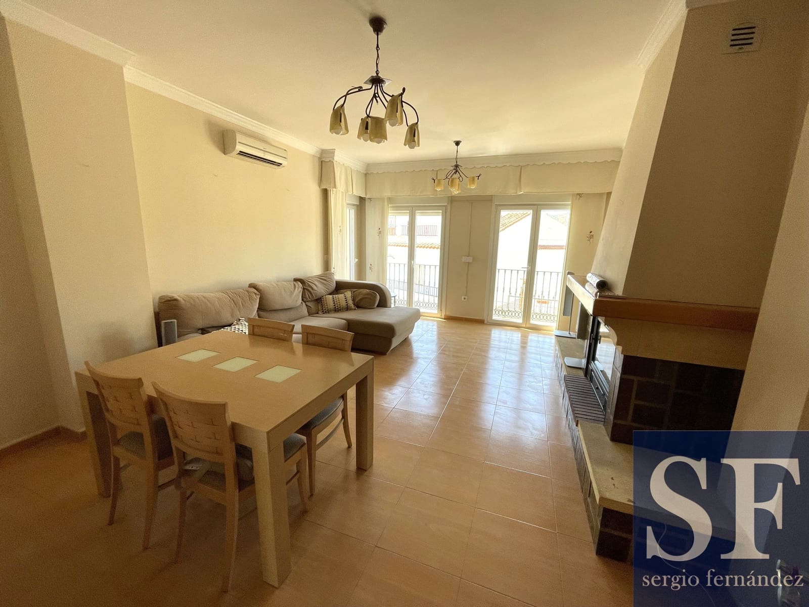 3 soveværelse Lejlighed til salg i Sayalonga - € 260.000 (Ref: 9113288)