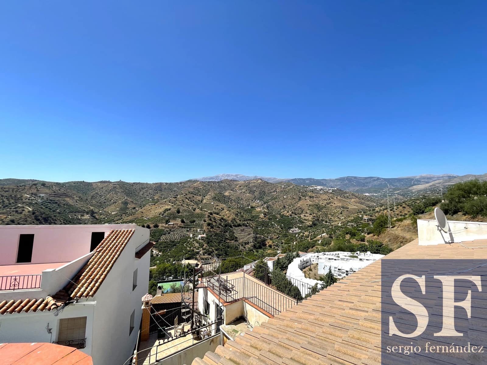 3 soveværelse Lejlighed til salg i Sayalonga - € 260.000 (Ref: 9113288)