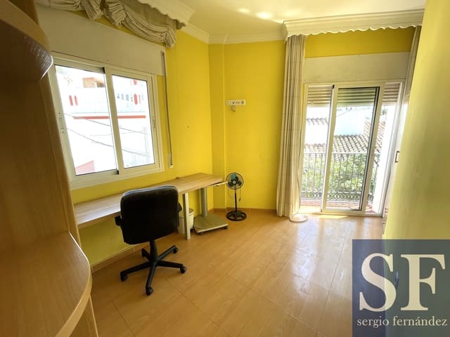 3 sovrum Lägenhet till salu i Sayalonga - 260 000 € (Ref: 9113288)