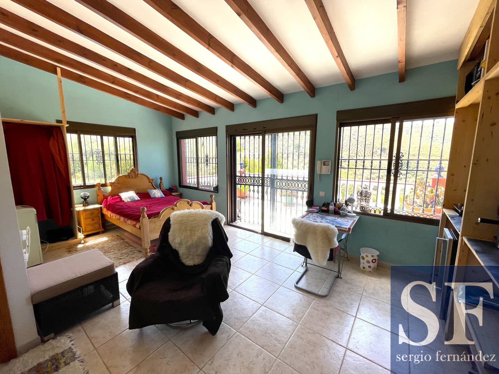 4 soveværelse Villa til salg i Canillas de Albaida med swimmingpool garage - € 359.000 (Ref: 9113289)