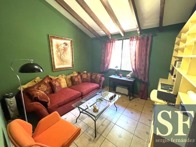 4 sovrum Villa till salu i Canillas de Albaida med pool garage - 359 000 € (Ref: 9113289)