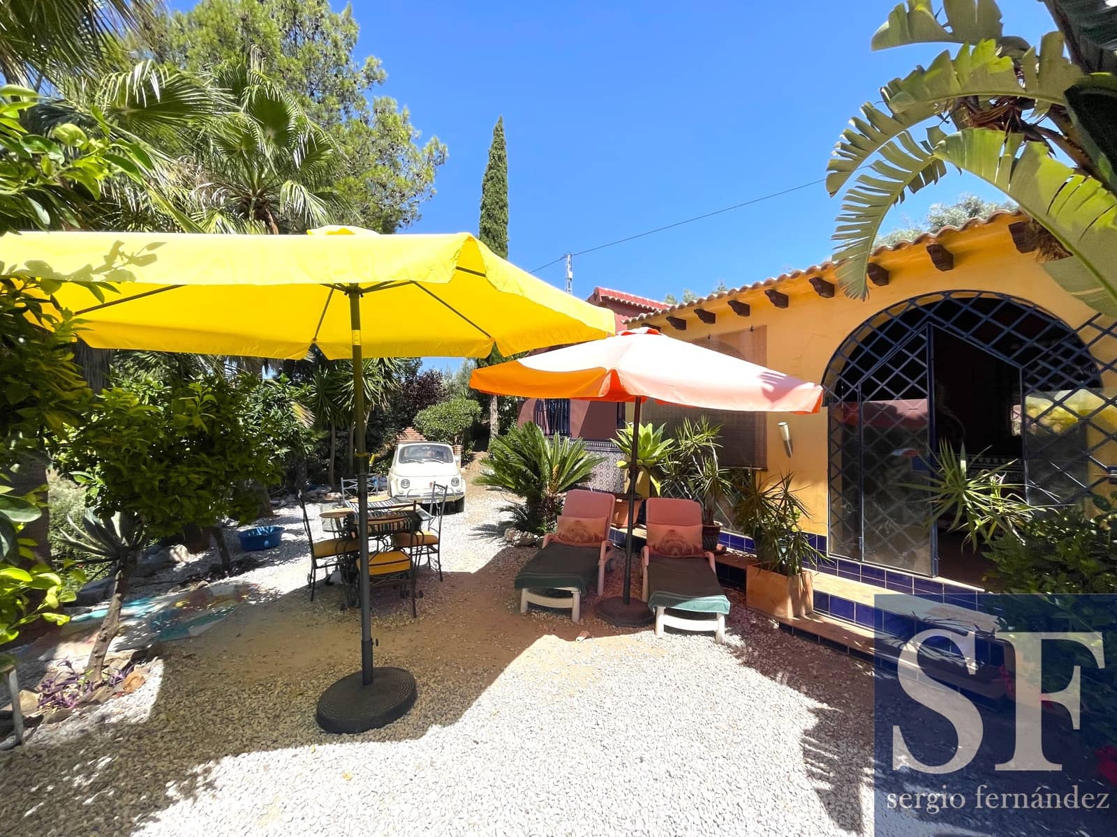 4 soveværelse Villa til salg i Canillas de Albaida med swimmingpool garage - € 359.000 (Ref: 9113289)