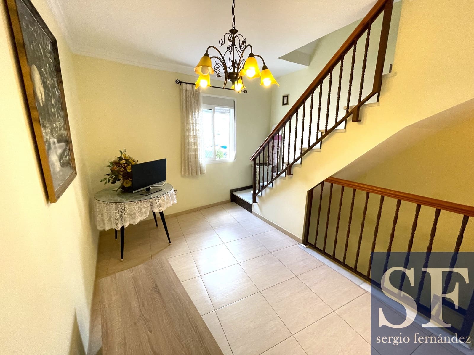 5 sypialnia Dom na sprzedaż w Sayalonga - 158 000 € (Ref: 9113291)