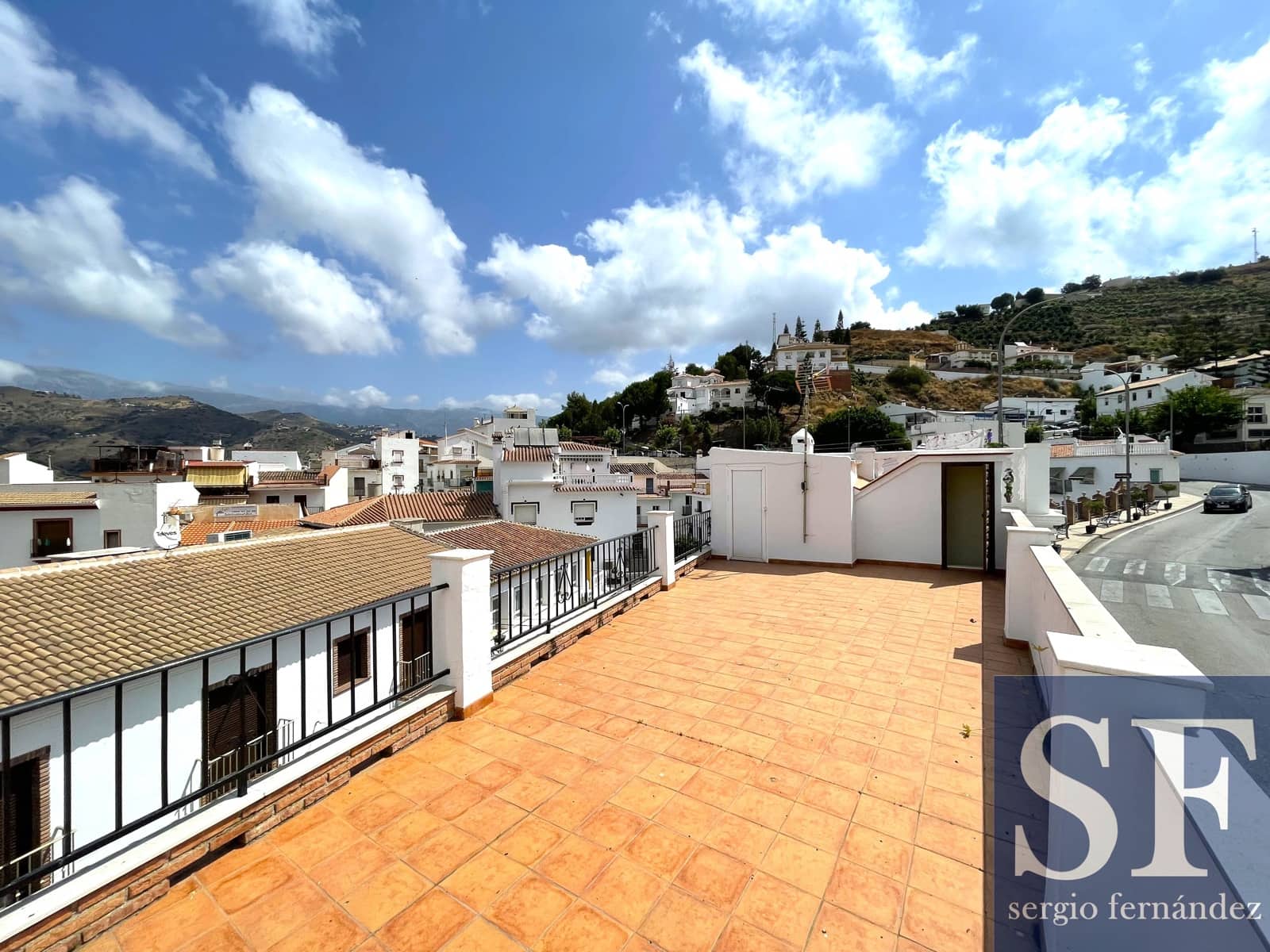 5 sypialnia Dom na sprzedaż w Sayalonga - 158 000 € (Ref: 9113291)