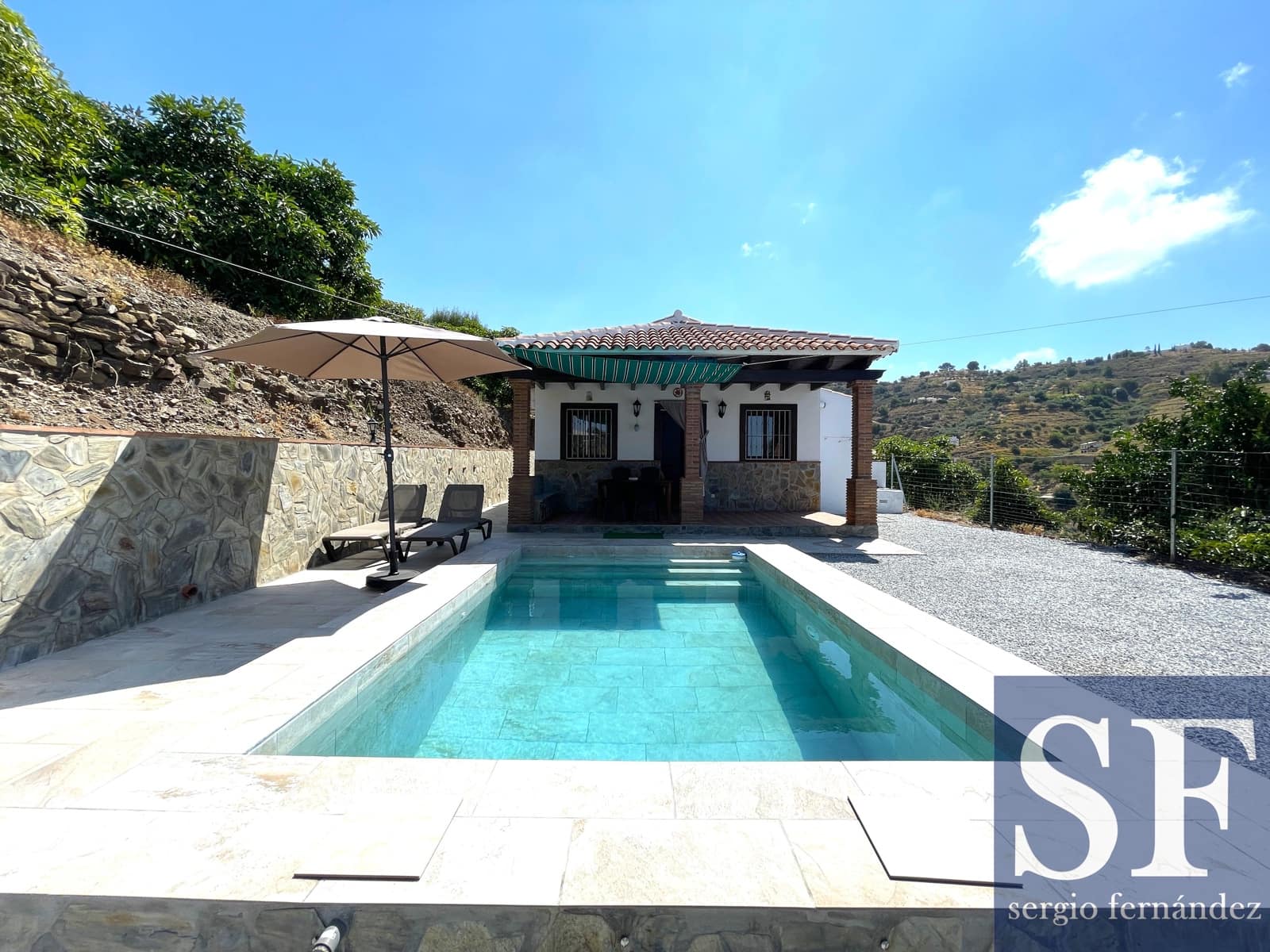 2 Zimmer Ferienvilla in Competa mit Pool - 1.400 € (Ref: 9158384)