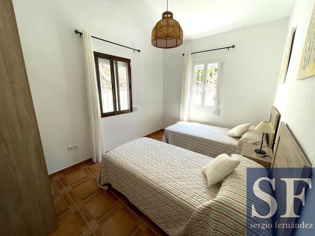 2 bedroom Villa for holiday rental in Cómpeta with pool - € 1,400 (Ref: 9158384)