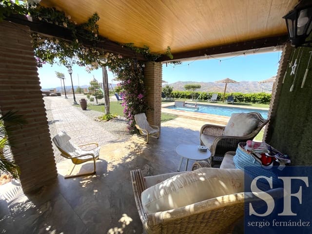 3 soveværelse Villa til salg i Almáchar med swimmingpool - € 415.000 (Ref: 9158387)