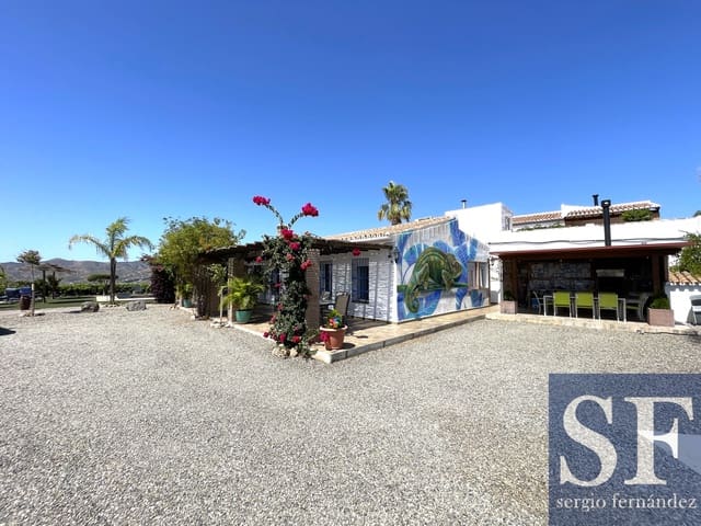 3 soveværelse Villa til salg i Almáchar med swimmingpool - € 415.000 (Ref: 9158387)