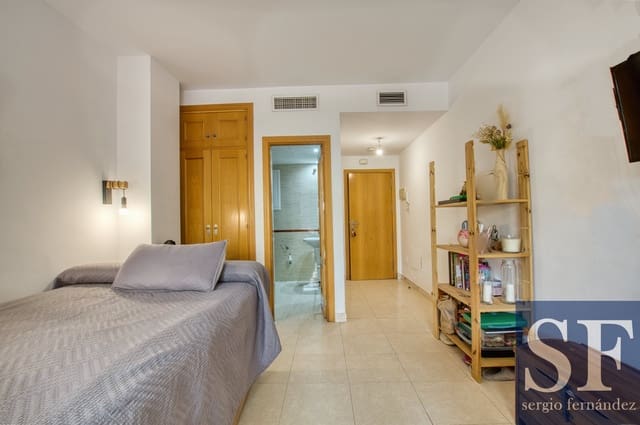 Appartement te koop in Rincón de la Victoria met zwembad - € 175.000 (Ref: 9181652)