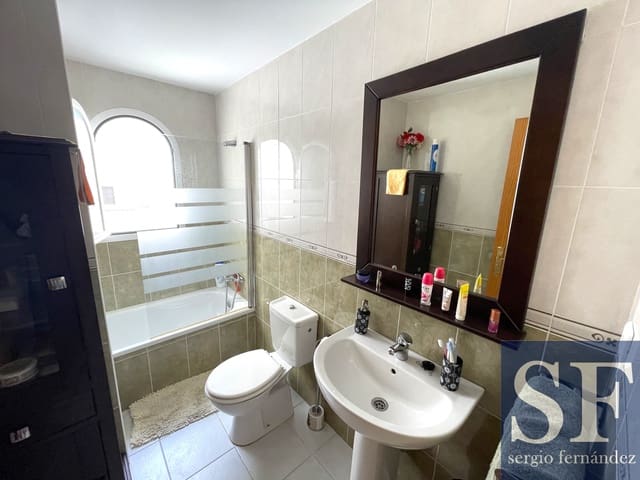 2 slaapkamer Appartement te koop in El Morche, Torrox - € 270.000 (Ref: 9181654)