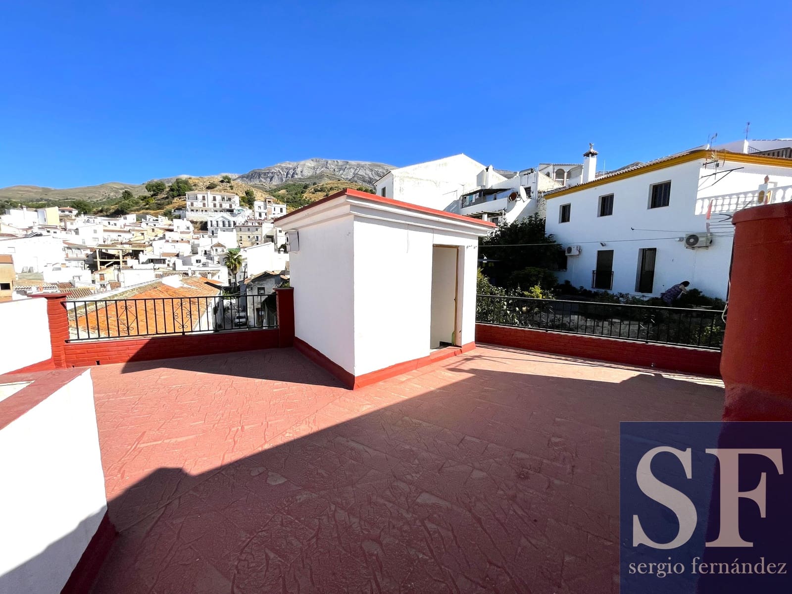 2 soveværelse Byhus til salg i Sedella med garage - € 75.000 (Ref: 9216731)