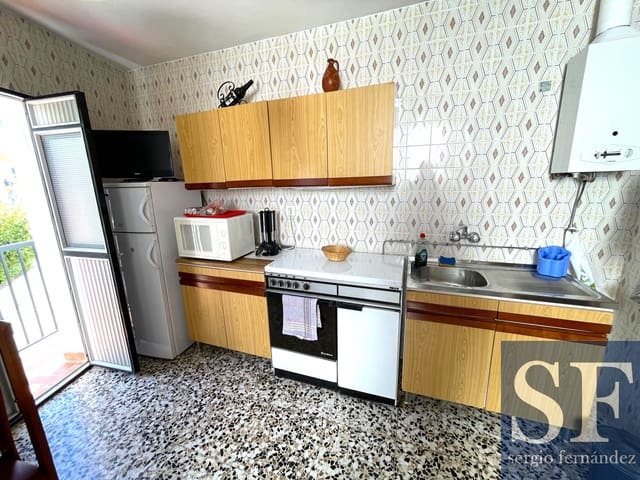 2 soveværelse Byhus til salg i Sedella med garage - € 75.000 (Ref: 9216731)