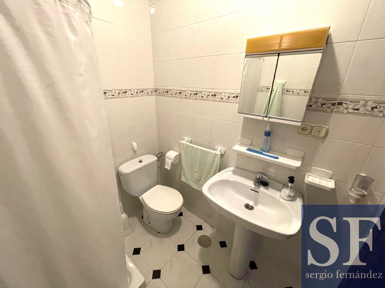 5 soveværelse Byhus til salg i Arenas med garage - € 249.000 (Ref: 9216732)