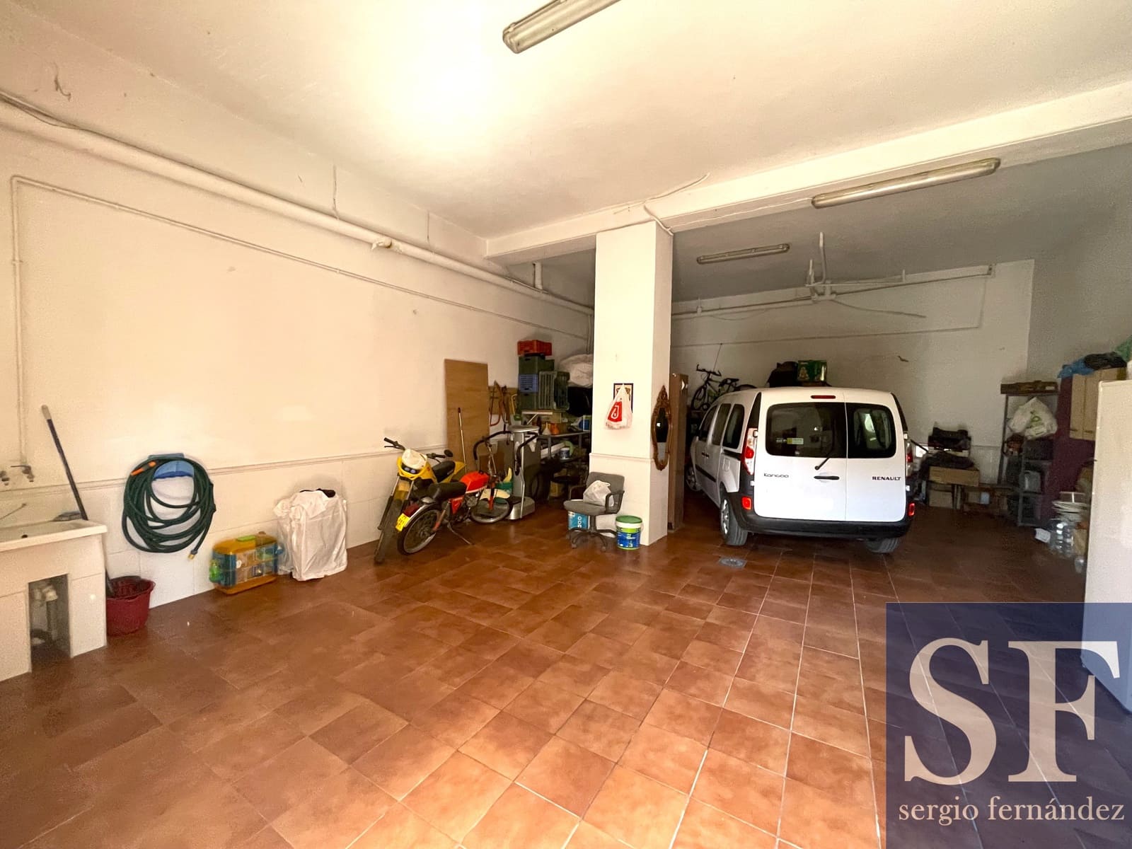 5 soveværelse Byhus til salg i Arenas med garage - € 249.000 (Ref: 9216732)