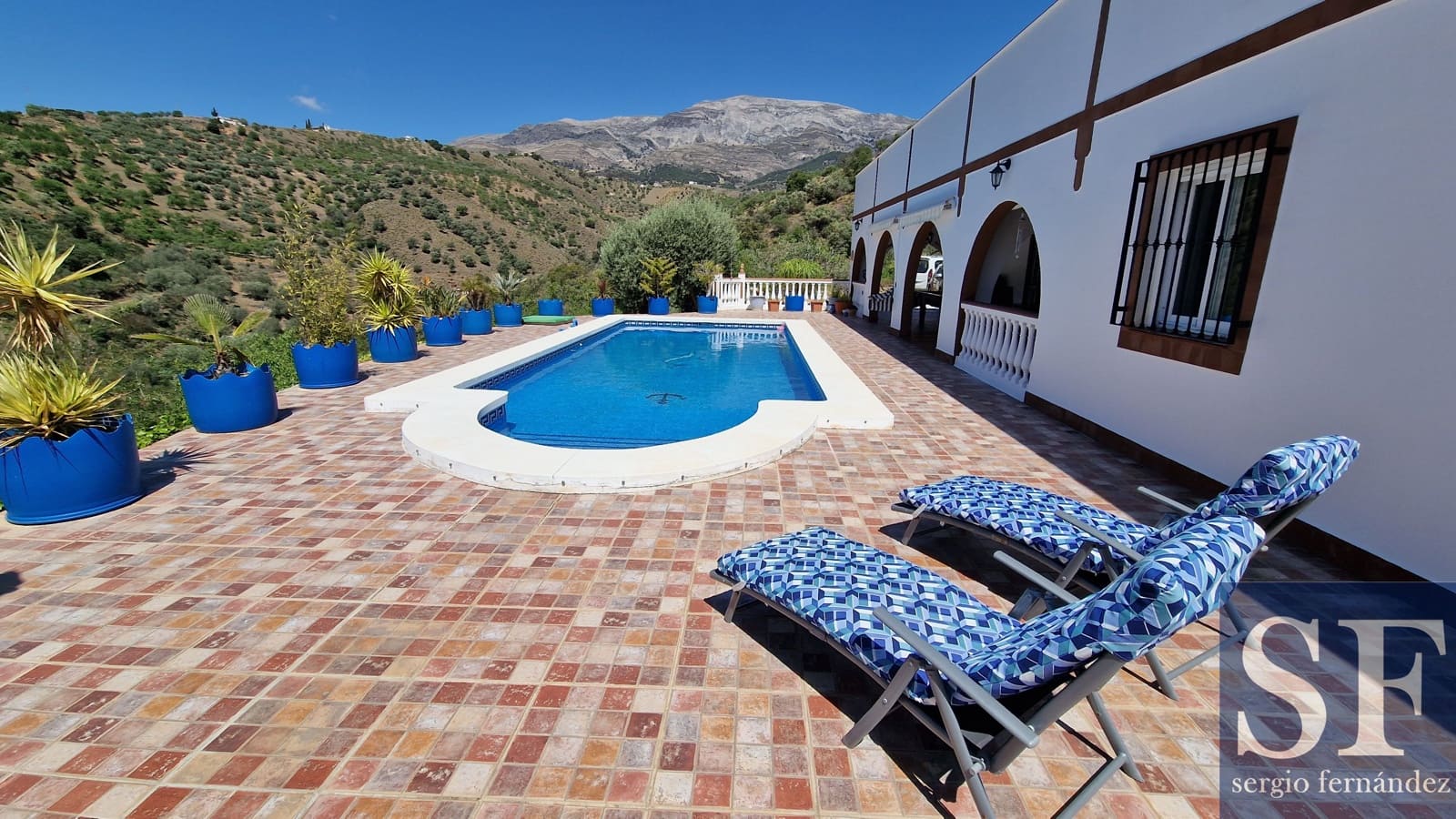 4 soveværelse Villa til salg i Sedella med swimmingpool garage - € 425.000 (Ref: 9298793)