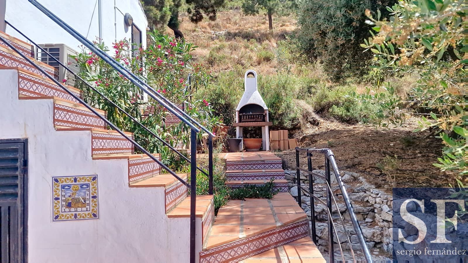 2 soveværelse Villa til salg i Competa med swimmingpool - € 295.000 (Ref: 9298794)