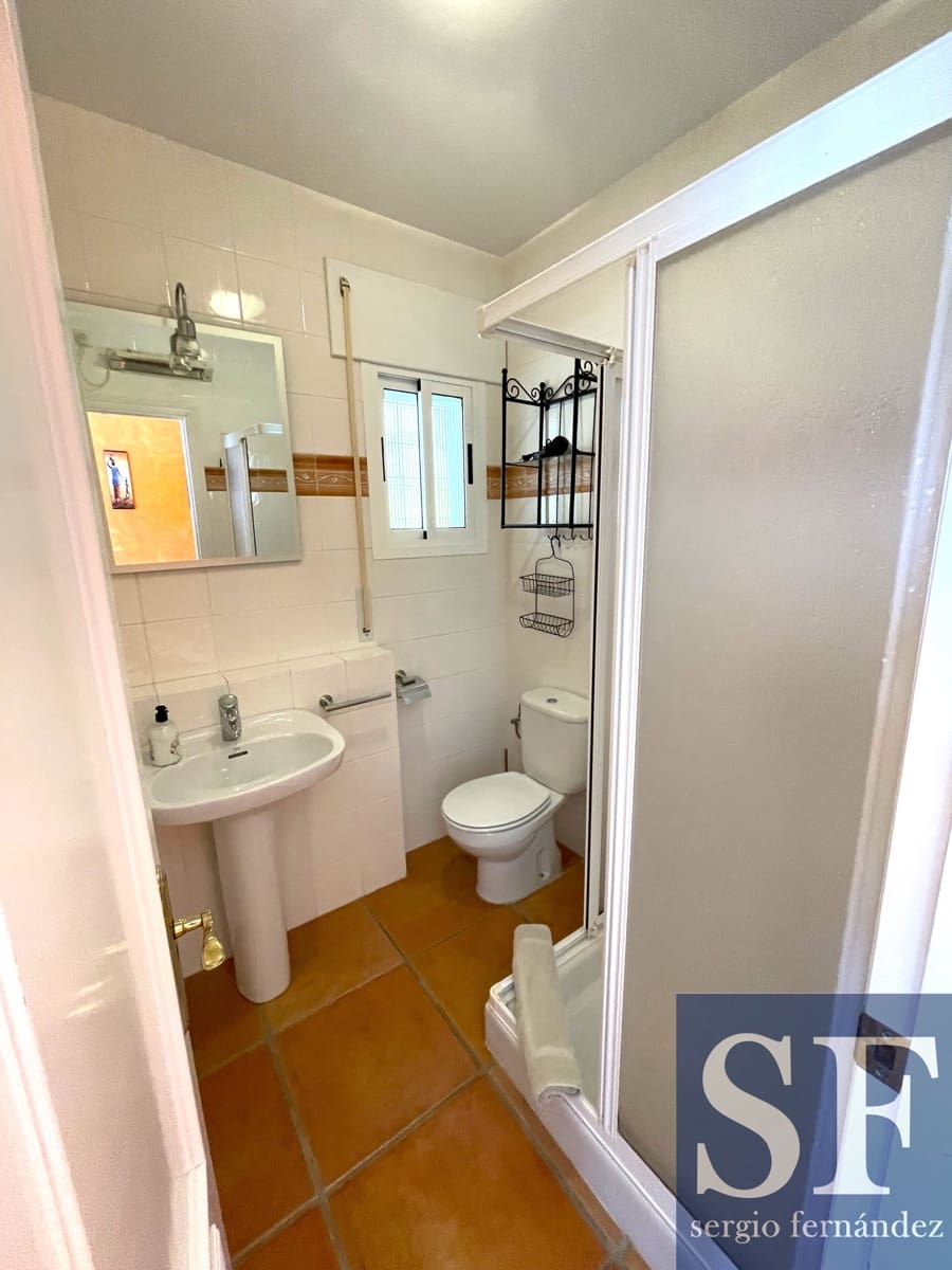 2 sovrum Villa till salu i Sayalonga med pool - 455 000 € (Ref: 9314622)