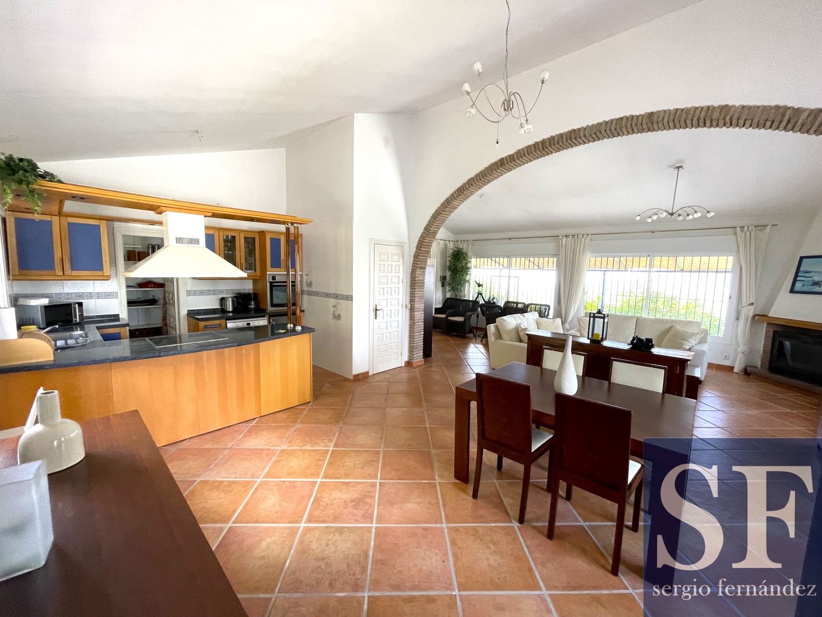 2 sovrum Villa till salu i Sayalonga med pool - 455 000 € (Ref: 9314622)