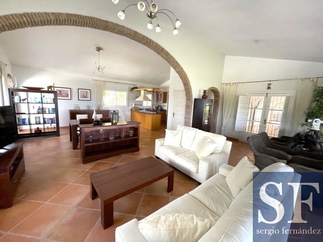 2 sovrum Villa till salu i Sayalonga med pool - 455 000 € (Ref: 9314622)