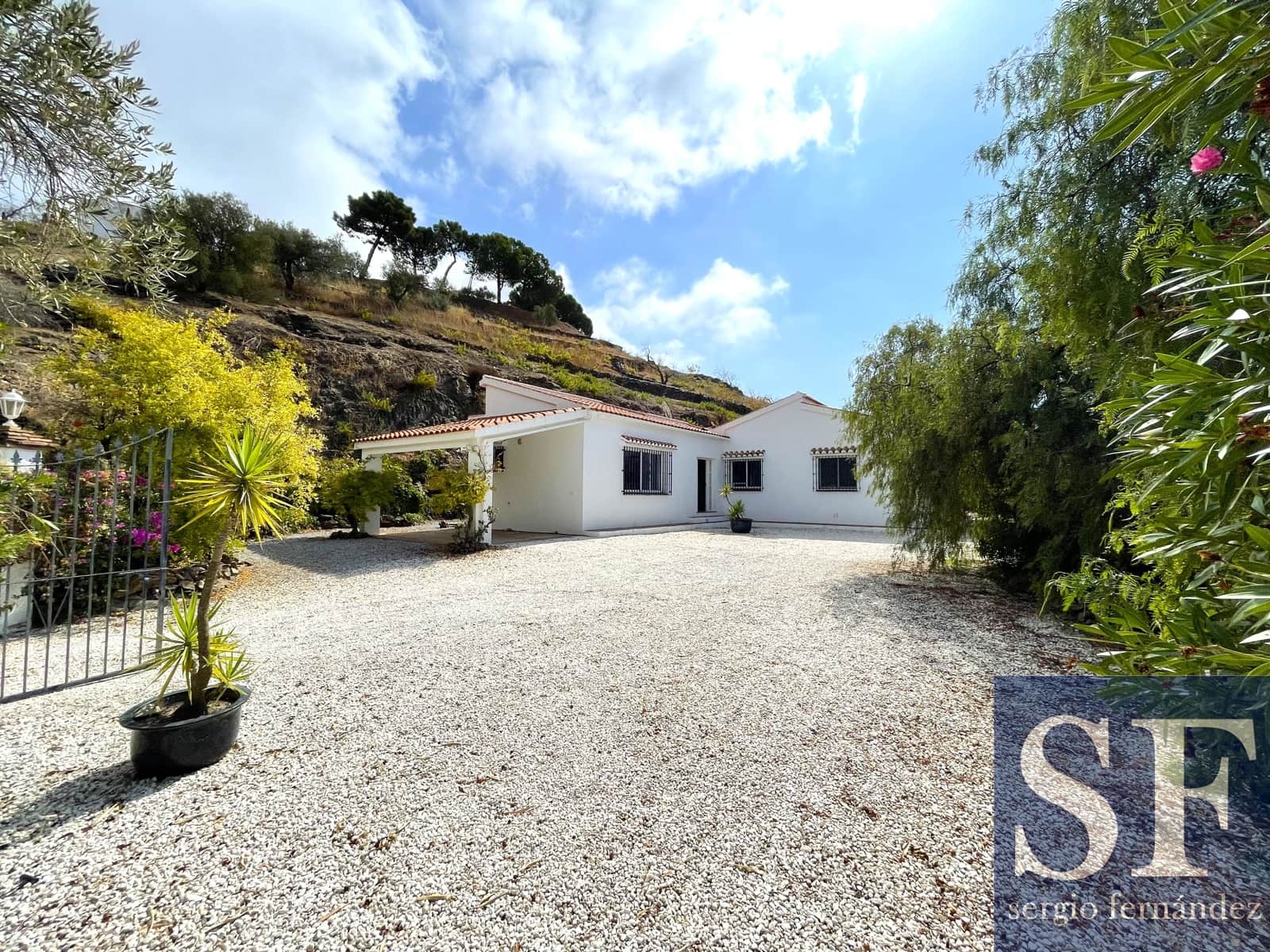 2 sovrum Villa till salu i Sayalonga med pool - 455 000 € (Ref: 9314622)