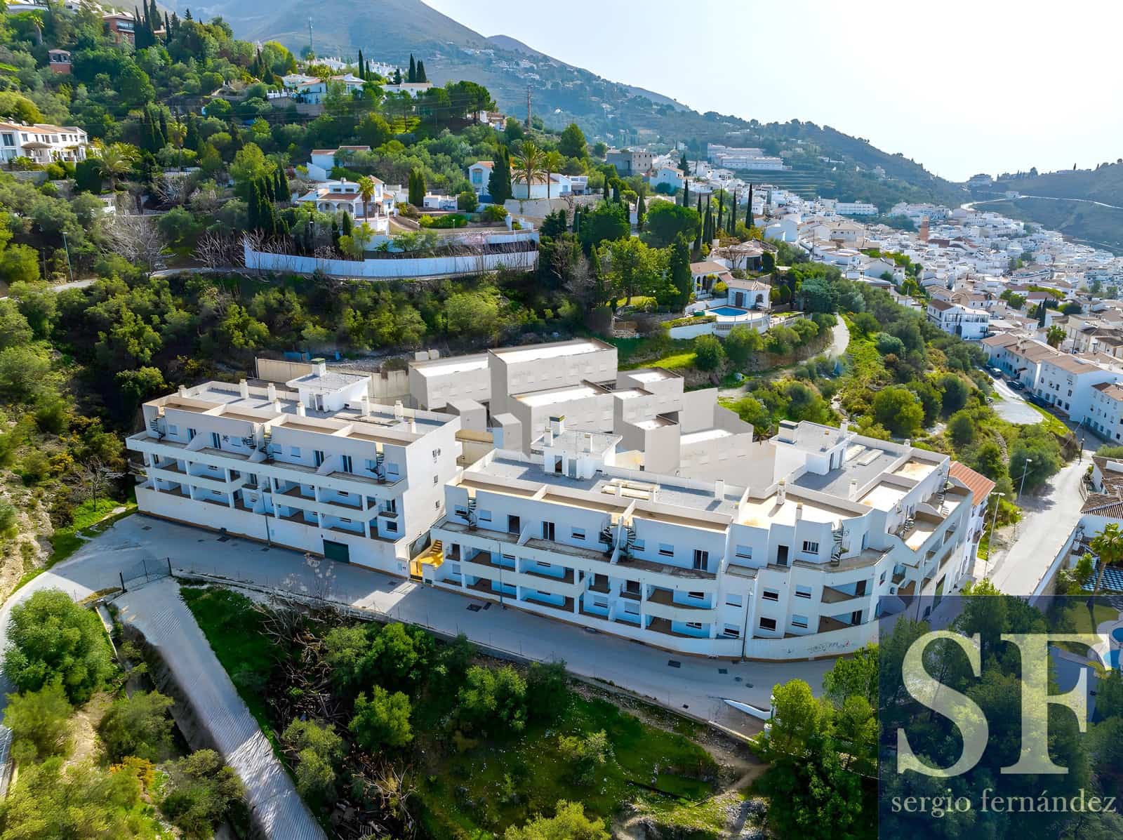 Apartamento de 1 habitación en Cómpeta en venta con piscina garaje - 138.000 € (Ref: 9337032)