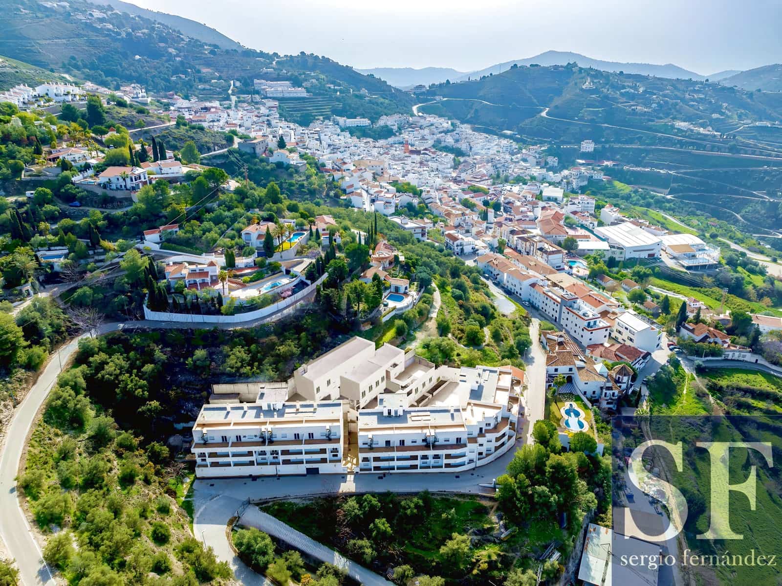 Apartamento de 1 habitación en Cómpeta en venta con piscina garaje - 138.000 € (Ref: 9337032)