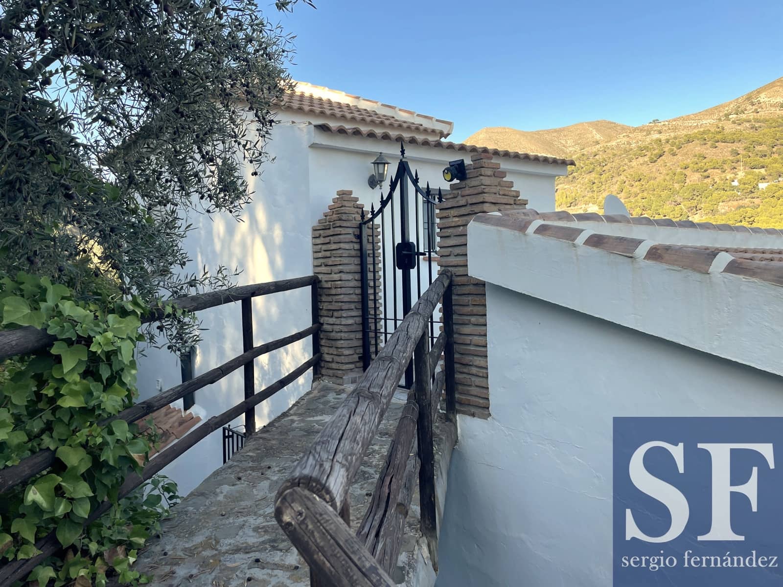 3 bedroom Villa for holiday rental in Competa with pool - € 1,200 (Ref: 9386300)