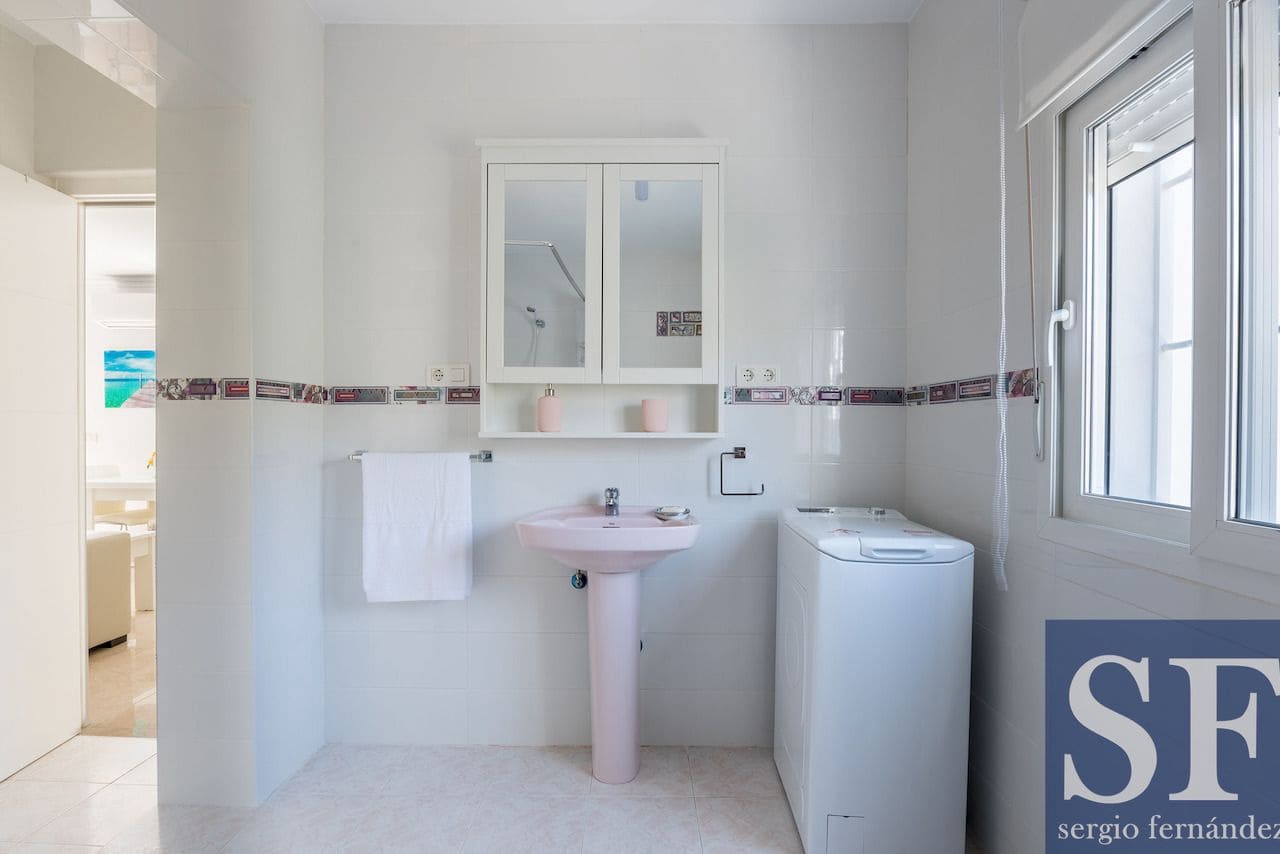 3 sypialnia Willa na kwatery wakacyjne w Competa z basenem - 1 500 € (Ref: 9438808)