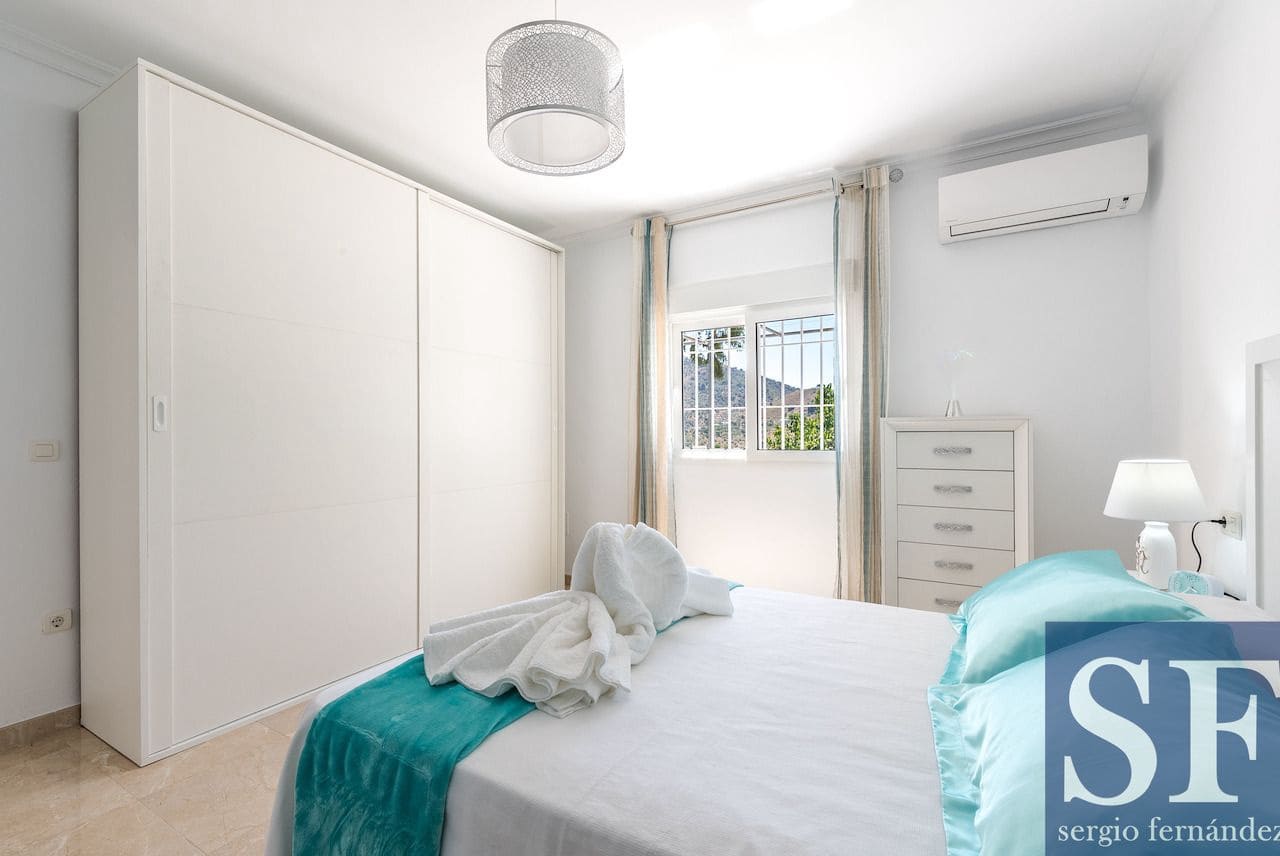 3 sypialnia Willa na kwatery wakacyjne w Competa z basenem - 1 500 € (Ref: 9438808)