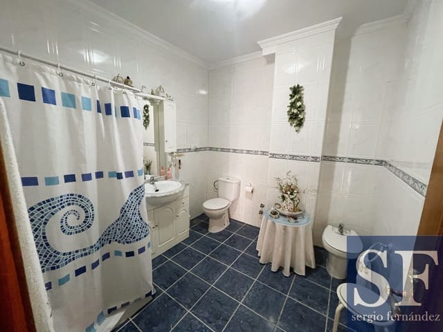 3 bedroom Townhouse for sale in Cómpeta with pool - € 228,000 (Ref: 9484052)