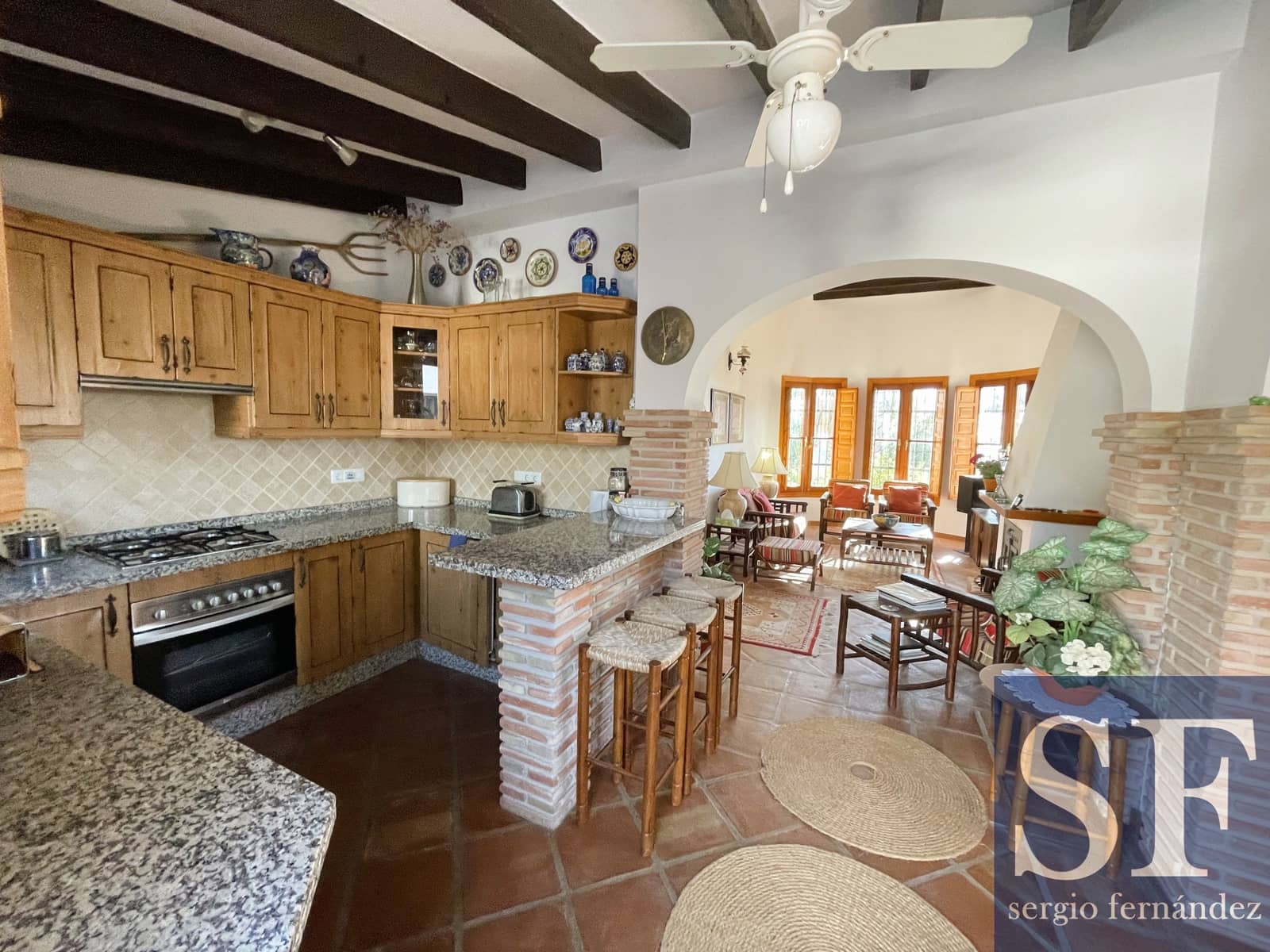 3 bedroom Villa for sale in Competa with pool - € 435,000 (Ref: 9484053)