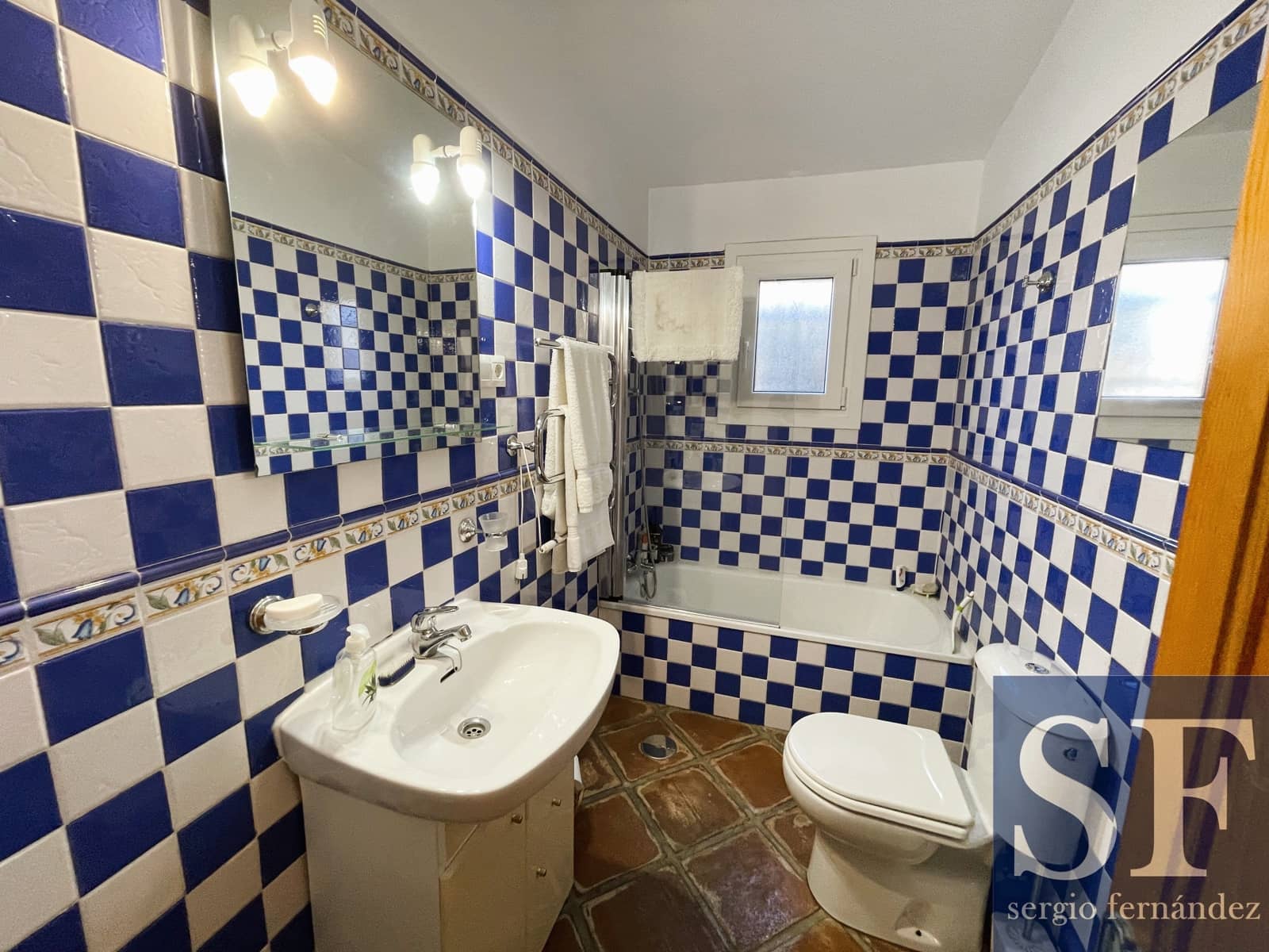 3 bedroom Villa for sale in Competa with pool - € 435,000 (Ref: 9484053)