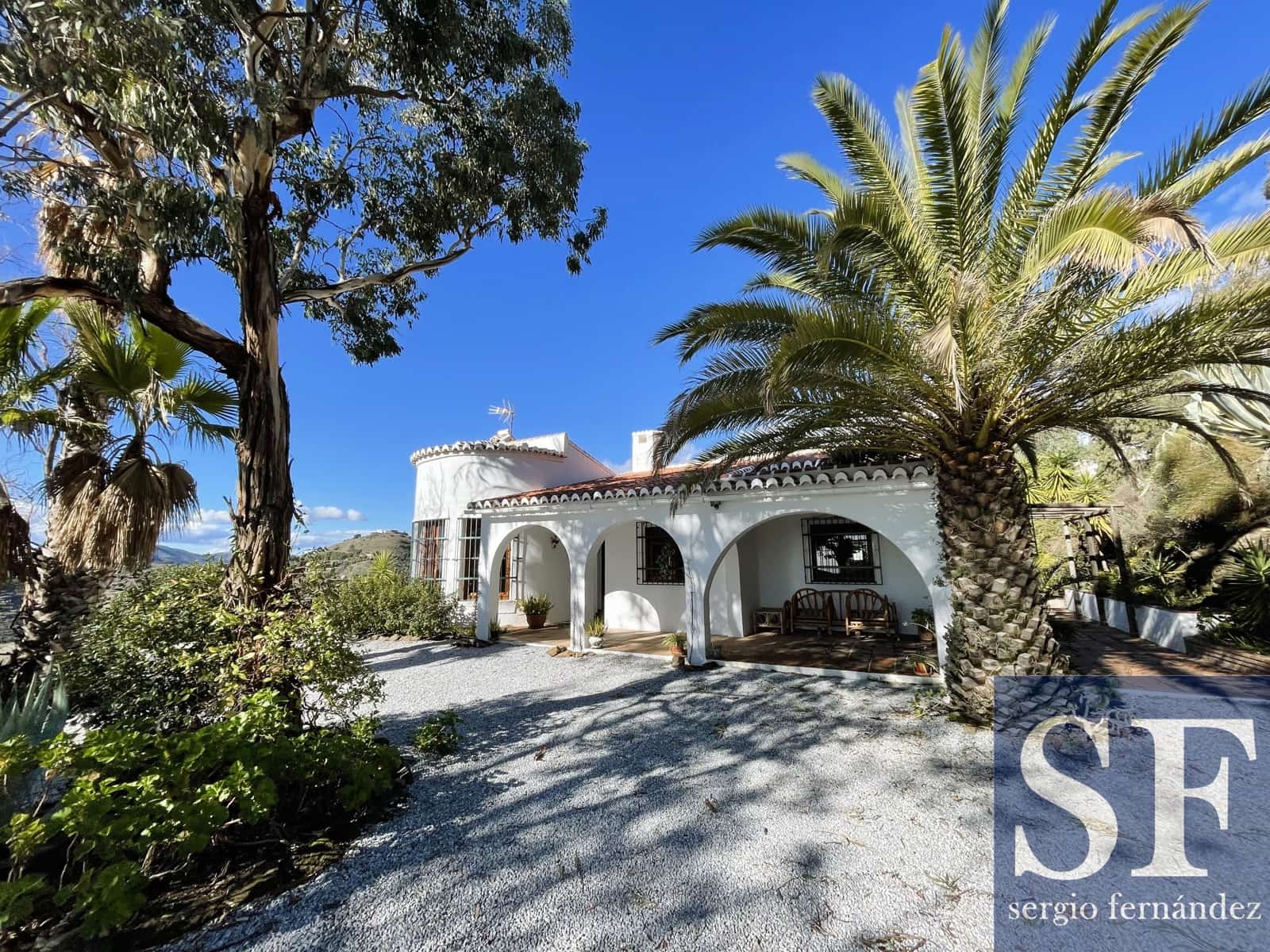 3 bedroom Villa for sale in Competa with pool - € 435,000 (Ref: 9484053)