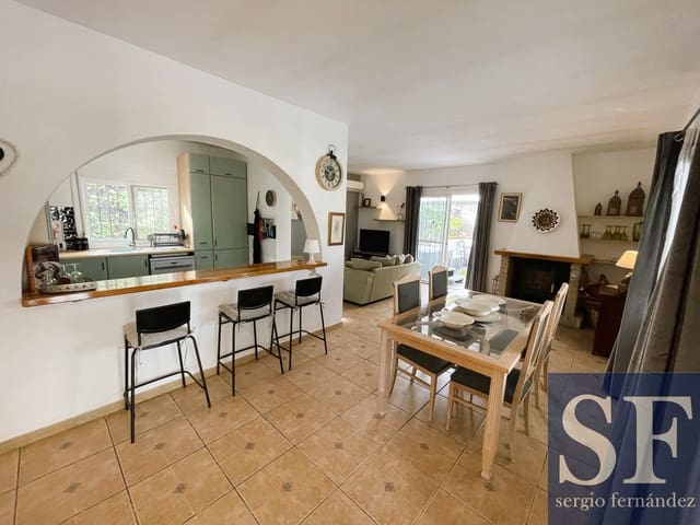 3 soveværelse Villa til salg i Cómpeta - € 375.000 (Ref: 9525747)