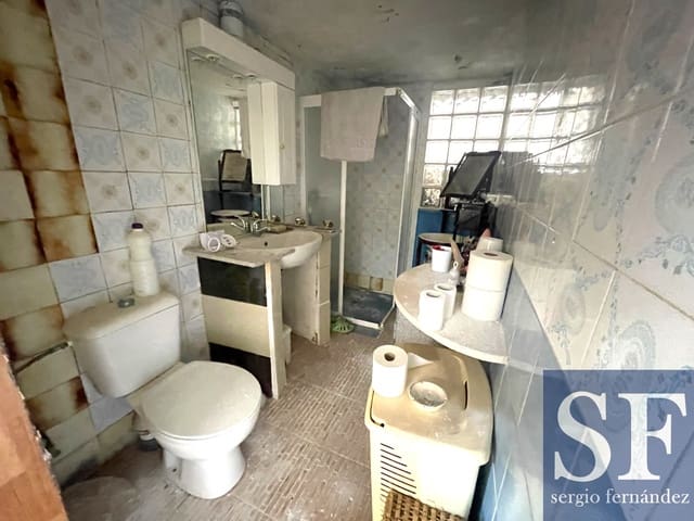 Chalet de 2 habitaciones en Cómpeta en venta - 100.000 € (Ref: 9547116)